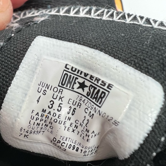 Converse Chuck Taylor One Star Flame Low Top Sneaker Junior 4 - Picture 6 of 6